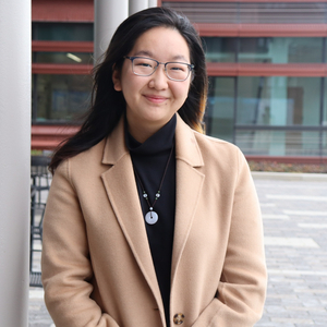 Victoria Lu headshot